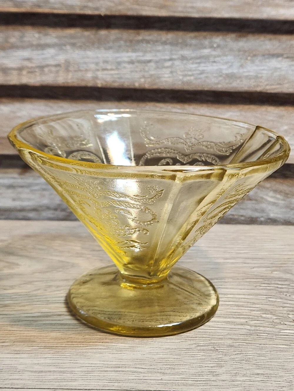Federal Glass Madrid Pattern Yellow Amber Depression Glass Sherbet Dish